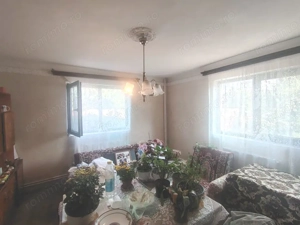 Casă spațioasă + teren 4800 mp, deschidere la 2 străzi – ideal locuit/investiție - imagine 9