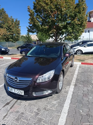 Vând Opel Insignia