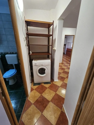 Propietar Vand apartament spatios în Zona Soarelui  - imagine 5