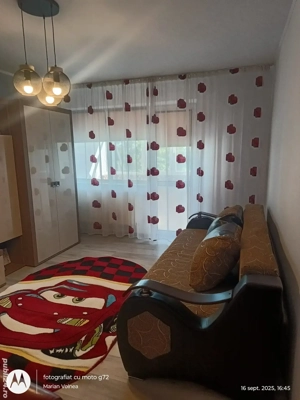 Vând apartament ultracentral Drăgășani Jud . Vâlcea. - imagine 7