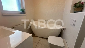 Penthouse de lux 3 camere loc de parcare 2 bai zona Lupeni Sibiu - imagine 9