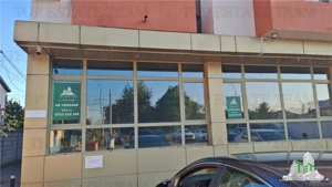 Spatiu comercial, stradal, parter de bloc si demisol, 800mp plus 600 mp teren liber, cu toate utilit - imagine 4