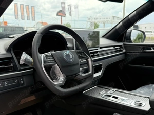 KGM Rexton MY25 Premium 2.2E-XDI 202HP 4WD A8 -7 locuri - imagine 7