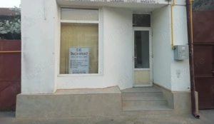 De inchiriat spatiu comercial(birou), 30 mp, stradal