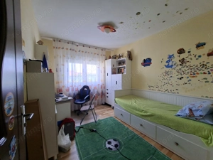 Apartament cu 3 camere - 70mp - Zona Aradului - imagine 2