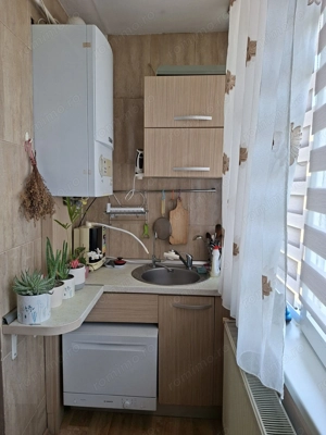 Apartament cu 3 camere - 70mp - Zona Aradului - imagine 7
