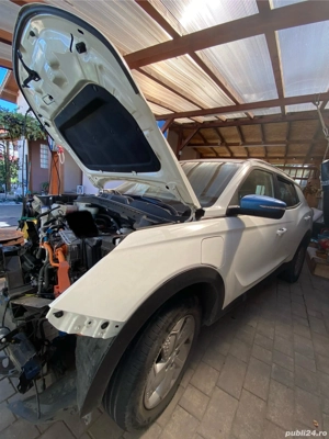 Vând SsangYong Korando e-Motion, avariat frontal   Documente în regulă - imagine 4