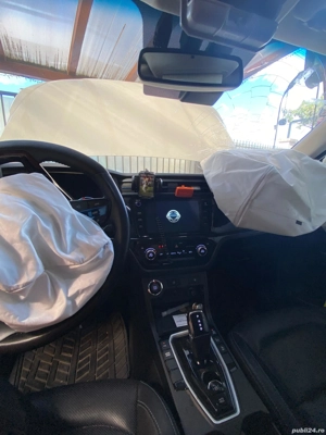 Vând SsangYong Korando e-Motion, avariat frontal   Documente în regulă - imagine 9