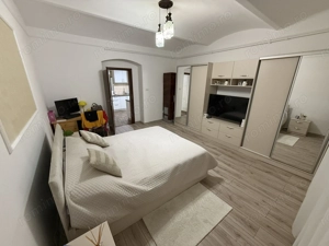 Ap cu 2 camere, 72mp, complet renovat, demisol inalt, zona Bălcescu! - imagine 4