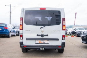 Renault Trafic  - imagine 8