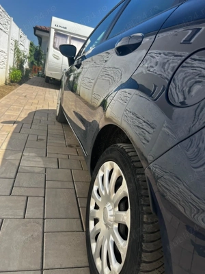 Ford Fiesta - imagine 8