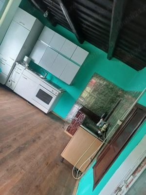 Vand casa cu gradina  - imagine 5