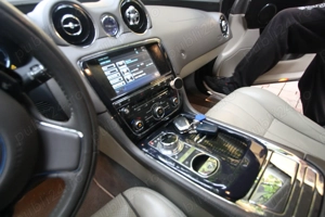 Proprietar vand masina Jaguar XJL, stare ireprosabila - imagine 8