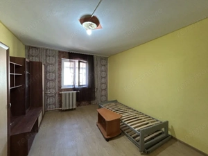 Garsoniera practica, 20mp etaj 4, zona Buziasului