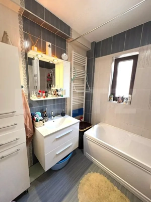 Apartament 3 camere de vânzare – spațios, modern și excelent compartimentat - imagine 8 Apartament 3 camere de vânzare – spațios, modern și excelent compartimentat - imagine 8