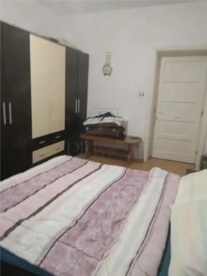 Zona Aeroport - 2 Camere - Decomandat - Etajul 1 - Centrala termica proprie