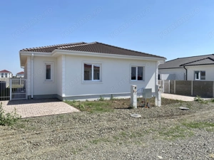 Duplex pe parter langa Timisoara | 3 camere si 2 bai | Perete dublu - imagine 9