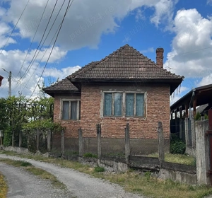 Casă la roșu în Viisoara-centru