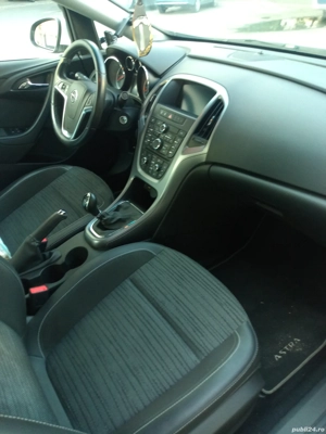 De vanzare - imagine 3