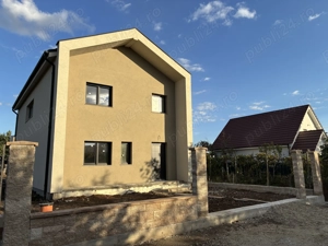 Proprietar Vand Casa TERMO - PASIVA  (locuinta capabila sa functioneze independent)