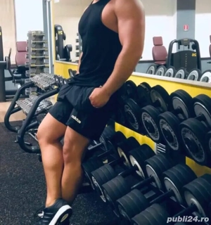 DISCRET Ma Adresez Doamnelor si Domnisoarelor