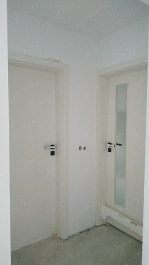 Angajam muncitor montaj ferestre și uși  - imagine 2