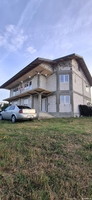 TOT Duplex-ul la preț de apartament P+1+M cu  teren 2000mp, contorizare independentă