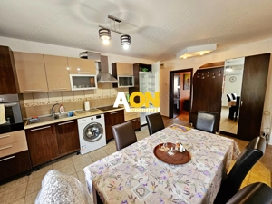 Apartament 3 camere decomandat, etaj 2, ultracentral, zona Primarie