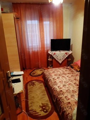 Vând ap.4 in Adjud ,BN. cam.2 bai 2 balcoane 2 ,3 3 cu acoperiș ,pod închis și boxa subsol.. - imagine 3