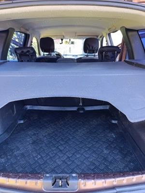 Duster 1,5 DCI,4*2,An fabricație 2010,km reali 235000 - imagine 4 Duster 1,5 DCI,4*2,An fabricație 2010,km reali 235000 - imagine 4