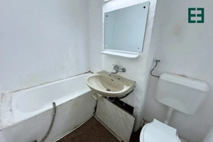 Garsoniera etajul 3 zona Aurel Vlaicu - Arad - imagine 5