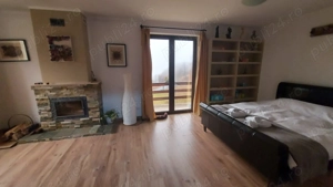 Cabana libera de Revelion si 1 decembrie  la munte Fundata jud Brasov - imagine 4