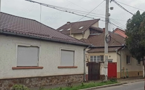 De  vanzare 2 case vecine, in cartierul Functionarilor, Arad