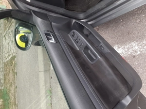 Volkswagen Golf 5,1.6 mpi - imagine 3