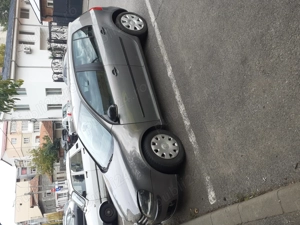 Volkswagen Golf 5,1.6 mpi - imagine 6