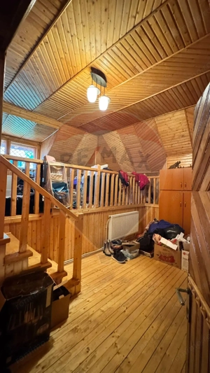 Vila de vânzare în Rucăr – 9 camere, grădină generoasă, zonă liniștită - imagine 12