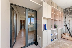 Vila de design, renovată integral 2022, grădină amenajată – Fundeni - imagine 13