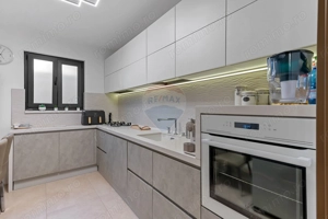 Vila de design, renovată integral 2022, grădină amenajată – Fundeni - imagine 17