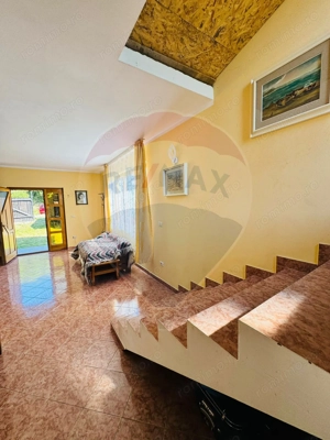 Casă / Vilă cu 5 camere de vânzare - imagine 6