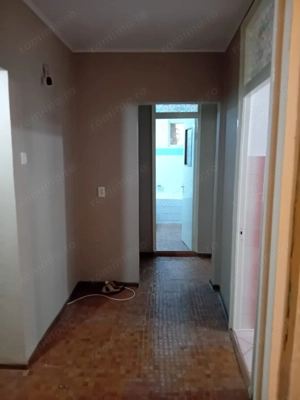 Apartament 3 camere decomandat 68 mp Galati zona IREG - imagine 3