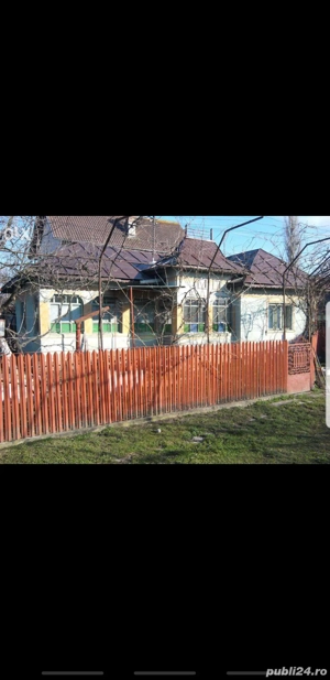 Vând Casă în Lunca Corbului sau Schimb cu Garsonieră sau Ap.2 cam. in Pitești sau Bucuresti