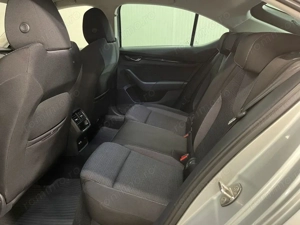 Skoda Octavia - imagine 11