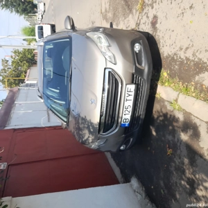 vând  Peugeot 2008 1.2 benzina caroserie suv 105 000 km  - imagine 8