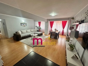 Apartament 3 camere,str.Spitalului,etaj 1