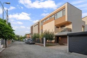 Salajan - vila 2011 - 7 camere si 4 bai