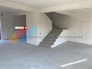 Unitate Duplex, 120 Mp Utili, Cu 2 Garaje, Pompa de caldura si panouri solare - imagine 2