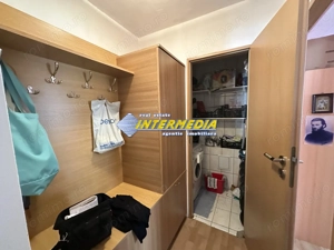 Vanzare Apartament 3 camere Decomandat 2 Bai balcon Mare parcare zona termopane izolat exterior - imagine 18