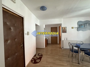 Vanzare Apartament 3 camere Decomandat 2 Bai balcon Mare parcare zona termopane izolat exterior - imagine 15