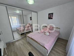Apartament decomandat 66 utili 3 camere pivnita Turnisor Sibiu - imagine 5
