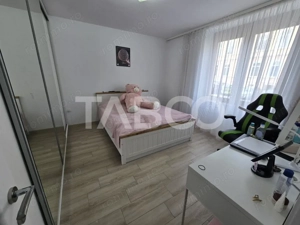 Apartament decomandat 66 utili 3 camere pivnita Turnisor Sibiu - imagine 11